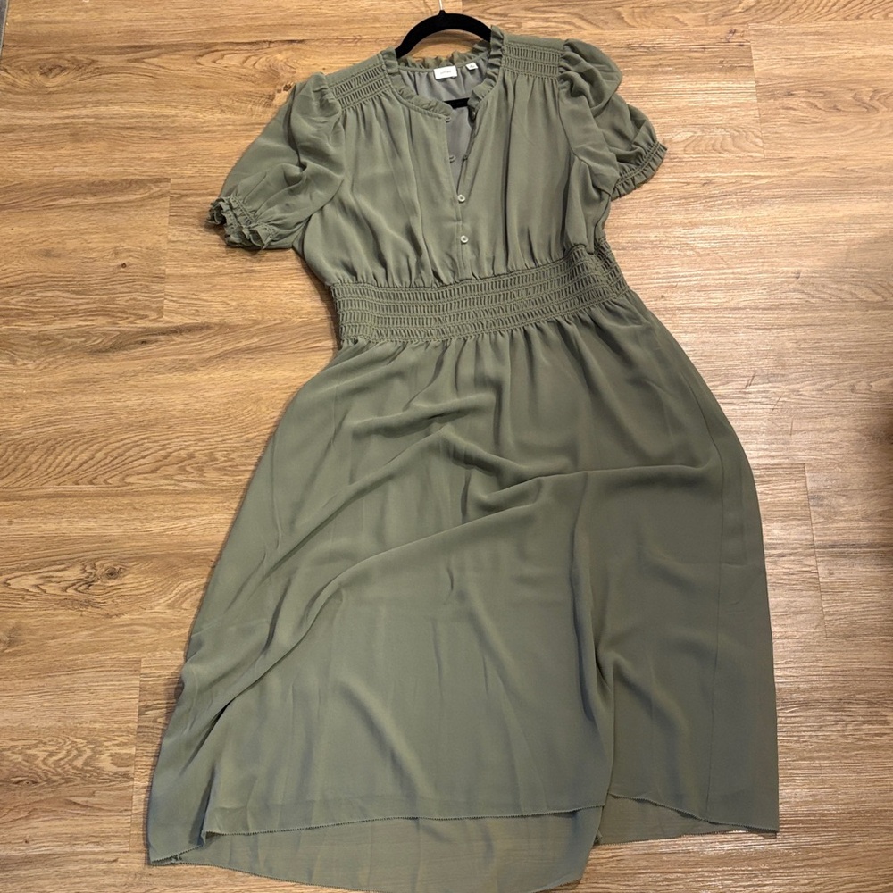 Wilfred Olive Midi Dress